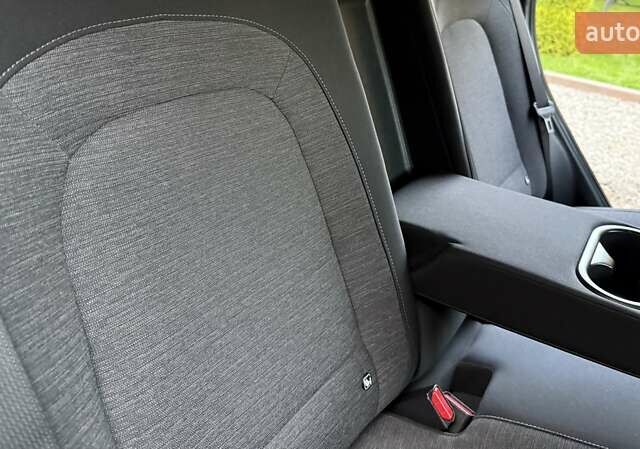 Синій Хендай Kona Electric, об'ємом двигуна 0 л та пробігом 74 тис. км за 16950 $, фото 59 на Automoto.ua