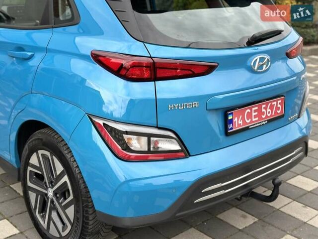 Синий Хендай Kona Electric, объемом двигателя 0 л и пробегом 49 тыс. км за 19950 $, фото 82 на Automoto.ua