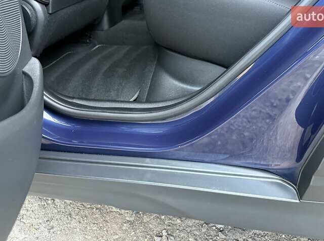 Синій Хендай Kona Electric, об'ємом двигуна 0 л та пробігом 74 тис. км за 16950 $, фото 83 на Automoto.ua