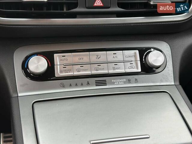 Синий Хендай Kona Electric, объемом двигателя 0 л и пробегом 49 тыс. км за 19950 $, фото 105 на Automoto.ua