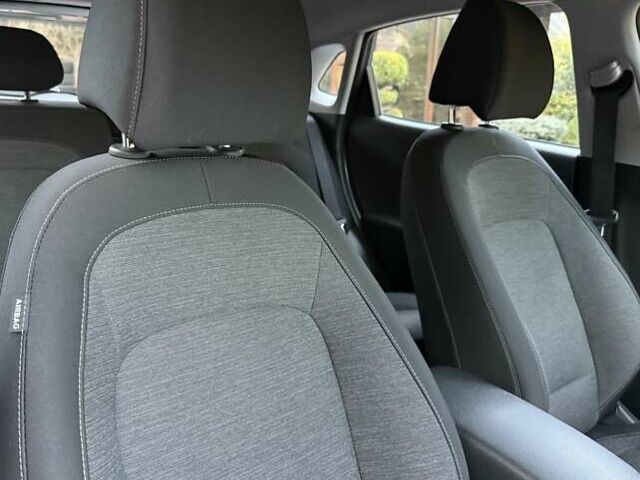 Синій Хендай Kona Electric, об'ємом двигуна 0 л та пробігом 74 тис. км за 16950 $, фото 109 на Automoto.ua