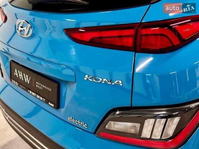 Синий Хендай Kona Electric, объемом двигателя 0 л и пробегом 31 тыс. км за 17700 $, фото 39 на Automoto.ua