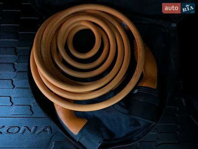 Синій Хендай Kona Electric, об'ємом двигуна 0 л та пробігом 69 тис. км за 22900 $, фото 86 на Automoto.ua