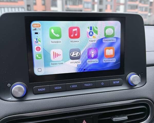 Синий Хендай Kona Electric, объемом двигателя 0 л и пробегом 60 тыс. км за 16300 $, фото 20 на Automoto.ua