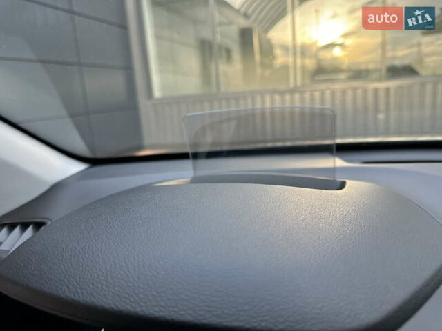 Синий Хендай Kona Electric, объемом двигателя 0 л и пробегом 65 тыс. км за 18500 $, фото 120 на Automoto.ua