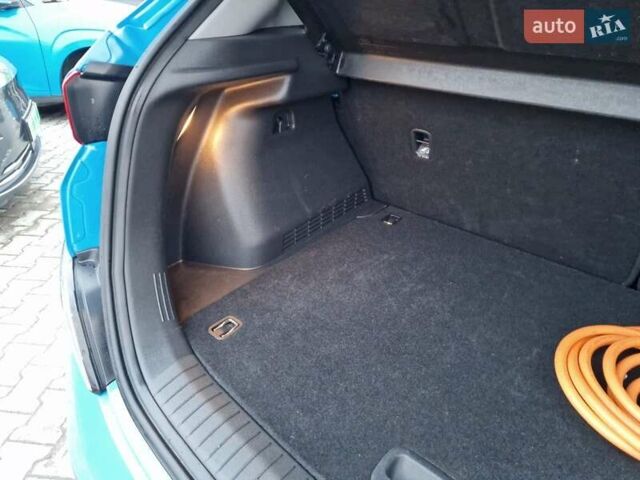 Синий Хендай Kona Electric, объемом двигателя 0 л и пробегом 95 тыс. км за 16600 $, фото 47 на Automoto.ua