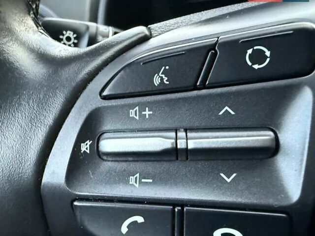 Синій Хендай Kona Electric, об'ємом двигуна 0 л та пробігом 74 тис. км за 16950 $, фото 71 на Automoto.ua