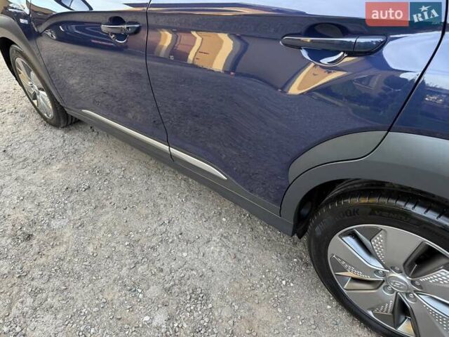 Синій Хендай Kona Electric, об'ємом двигуна 0 л та пробігом 74 тис. км за 16950 $, фото 4 на Automoto.ua