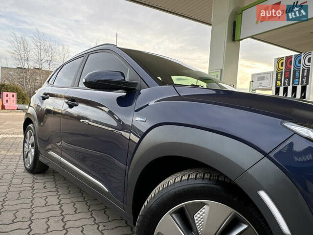 Синий Хендай Kona Electric, объемом двигателя 0 л и пробегом 65 тыс. км за 18500 $, фото 14 на Automoto.ua