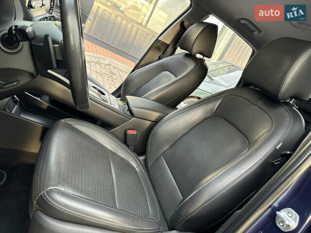 Синий Хендай Kona Electric, объемом двигателя 0 л и пробегом 65 тыс. км за 18500 $, фото 72 на Automoto.ua