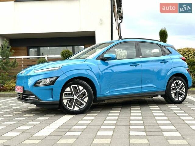Синий Хендай Kona Electric, объемом двигателя 0 л и пробегом 49 тыс. км за 19950 $, фото 50 на Automoto.ua