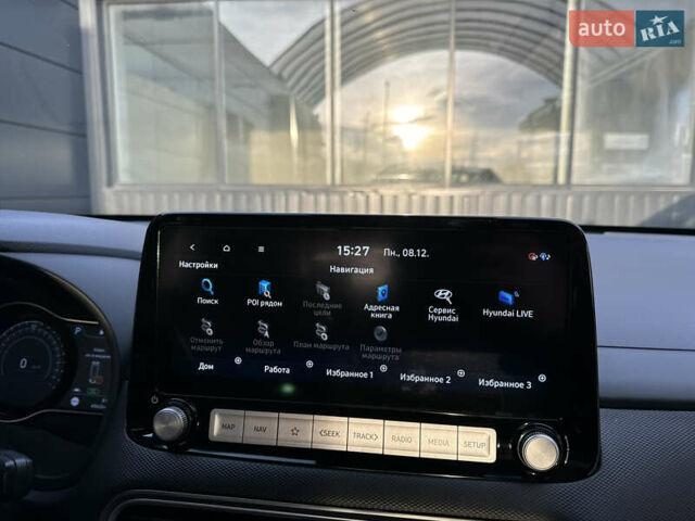 Синий Хендай Kona Electric, объемом двигателя 0 л и пробегом 65 тыс. км за 18500 $, фото 112 на Automoto.ua