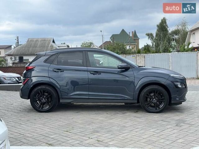 Синий Хендай Kona Electric, объемом двигателя 0 л и пробегом 84 тыс. км за 17900 $, фото 3 на Automoto.ua
