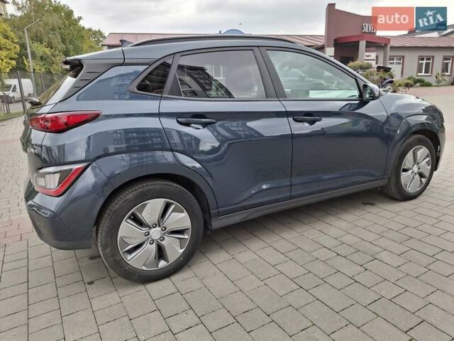 Синий Хендай Kona Electric, объемом двигателя 0 л и пробегом 110 тыс. км за 19200 $, фото 17 на Automoto.ua