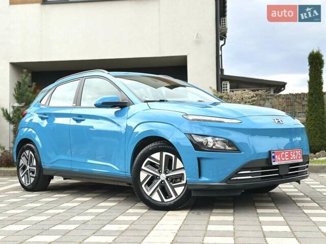 Синий Хендай Kona Electric, объемом двигателя 0 л и пробегом 49 тыс. км за 19950 $, фото 5 на Automoto.ua