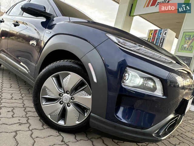 Синий Хендай Kona Electric, объемом двигателя 0 л и пробегом 65 тыс. км за 18500 $, фото 12 на Automoto.ua