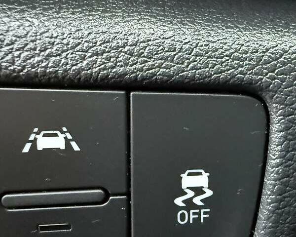 Синій Хендай Kona Electric, об'ємом двигуна 0 л та пробігом 74 тис. км за 16950 $, фото 68 на Automoto.ua