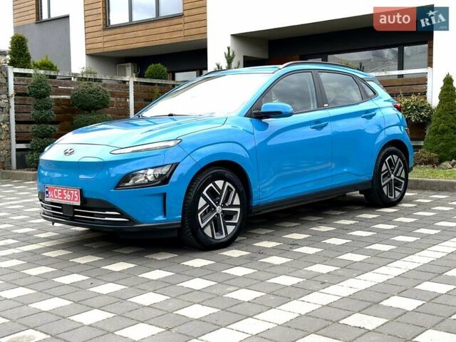 Синий Хендай Kona Electric, объемом двигателя 0 л и пробегом 49 тыс. км за 19950 $, фото 40 на Automoto.ua