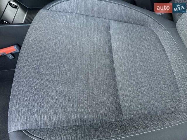 Синій Хендай Kona Electric, об'ємом двигуна 0 л та пробігом 74 тис. км за 16950 $, фото 69 на Automoto.ua