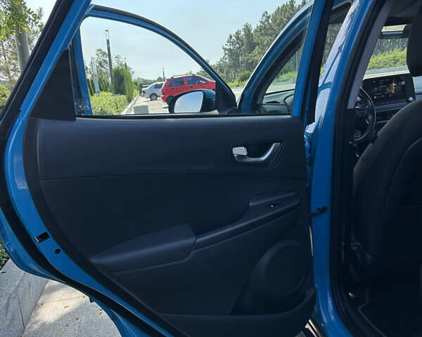 Синій Хендай Kona Electric, об'ємом двигуна 0 л та пробігом 70 тис. км за 16900 $, фото 14 на Automoto.ua