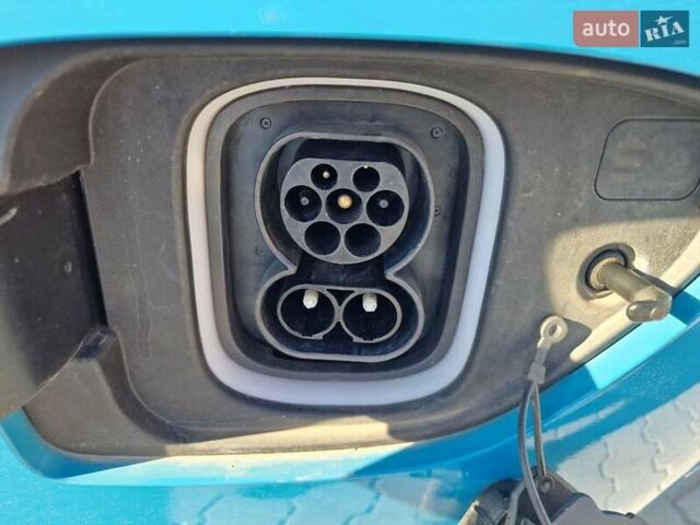 Синій Хендай Kona Electric, об'ємом двигуна 0 л та пробігом 49 тис. км за 16900 $, фото 4 на Automoto.ua