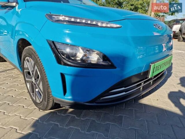 Синій Хендай Kona Electric, об'ємом двигуна 0 л та пробігом 49 тис. км за 16900 $, фото 5 на Automoto.ua