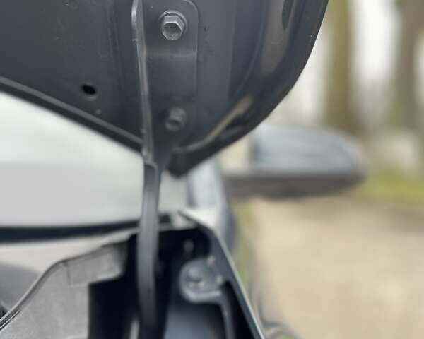 Синий Хендай Kona Electric, объемом двигателя 0 л и пробегом 40 тыс. км за 16800 $, фото 31 на Automoto.ua