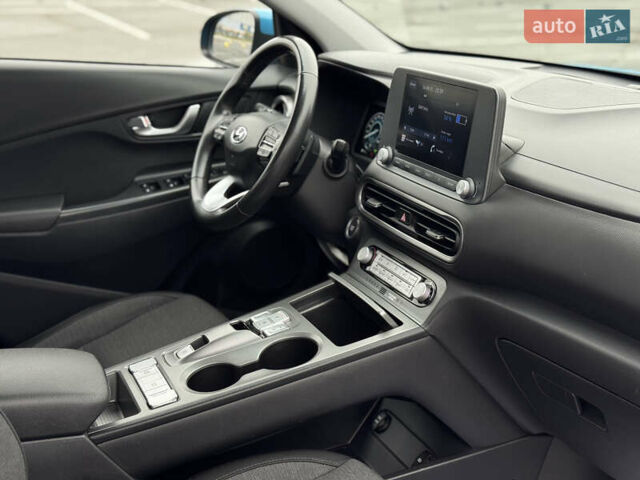 Синий Хендай Kona Electric, объемом двигателя 0 л и пробегом 53 тыс. км за 16700 $, фото 32 на Automoto.ua