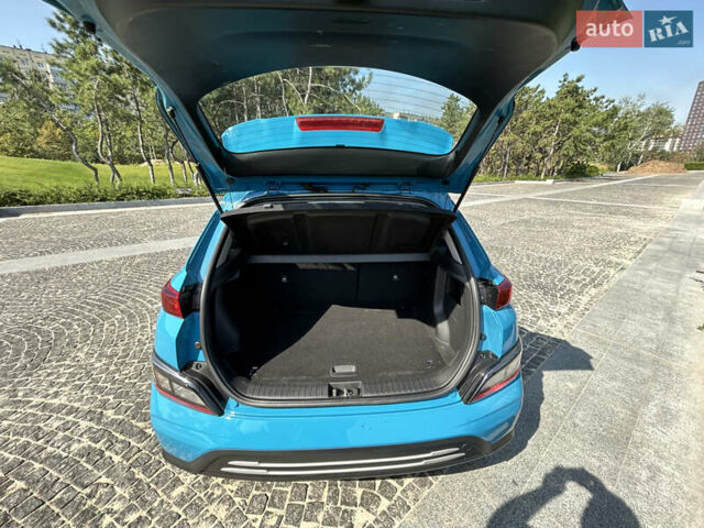 Синій Хендай Kona Electric, об'ємом двигуна 0 л та пробігом 70 тис. км за 16900 $, фото 11 на Automoto.ua