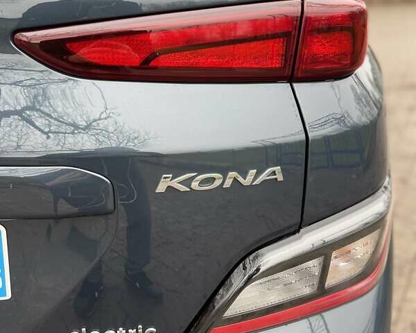 Синий Хендай Kona Electric, объемом двигателя 0 л и пробегом 40 тыс. км за 16800 $, фото 24 на Automoto.ua