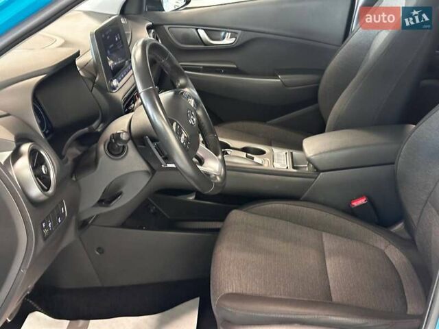 Синій Хендай Kona Electric, об'ємом двигуна 0 л та пробігом 43 тис. км за 16400 $, фото 17 на Automoto.ua