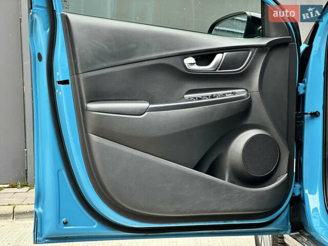 Синій Хендай Kona Electric, об'ємом двигуна 0 л та пробігом 172 тис. км за 17500 $, фото 21 на Automoto.ua