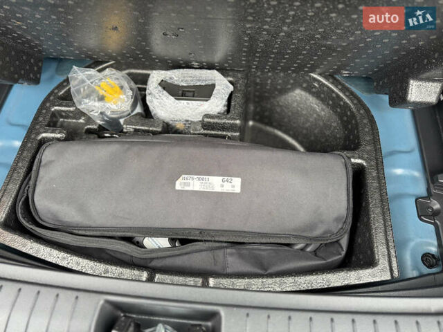 Синий Хендай Kona Electric, объемом двигателя 0 л и пробегом 53 тыс. км за 16700 $, фото 38 на Automoto.ua