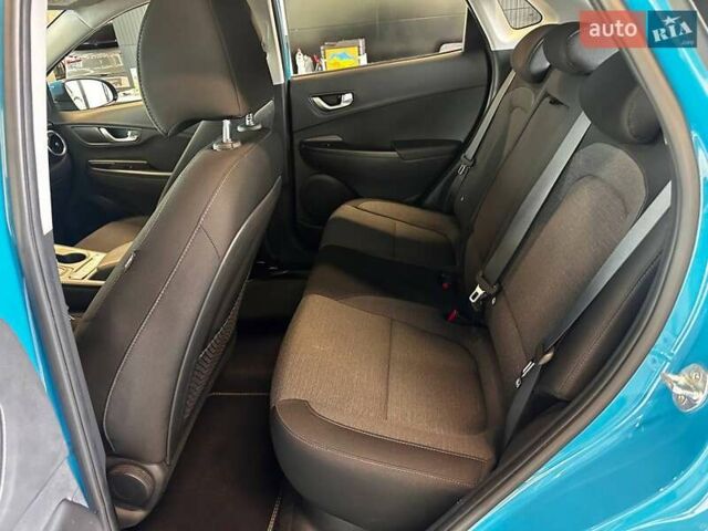 Синій Хендай Kona Electric, об'ємом двигуна 0 л та пробігом 43 тис. км за 16400 $, фото 29 на Automoto.ua