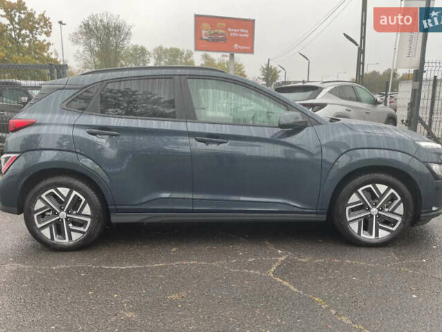 Синий Хендай Kona Electric, объемом двигателя 0 л и пробегом 30 тыс. км за 5000 $, фото 5 на Automoto.ua