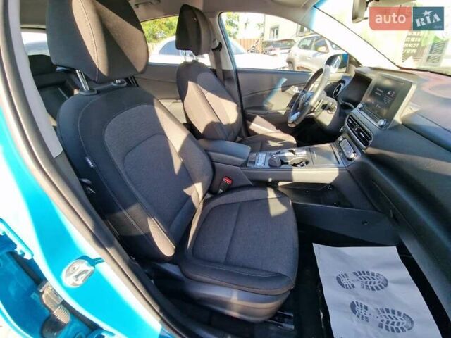 Синій Хендай Kona Electric, об'ємом двигуна 0 л та пробігом 49 тис. км за 16900 $, фото 41 на Automoto.ua