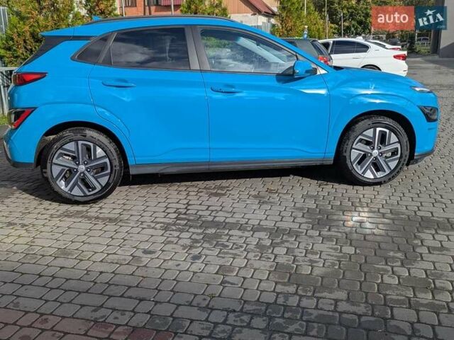Синий Хендай Kona Electric, объемом двигателя 0 л и пробегом 49 тыс. км за 17333 $, фото 6 на Automoto.ua
