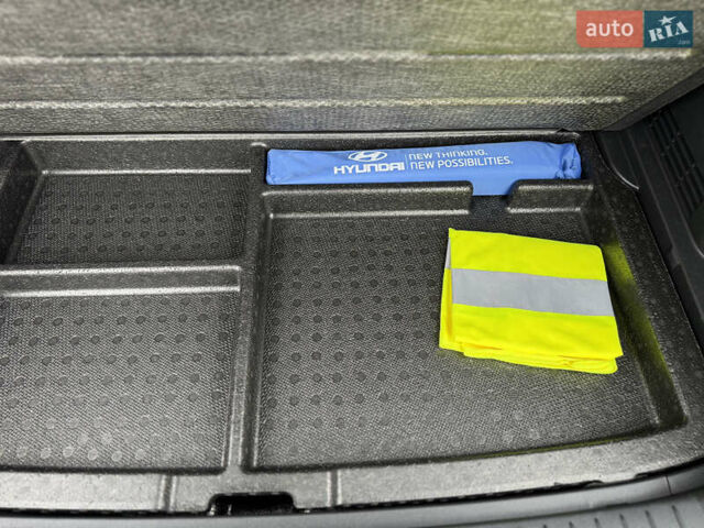 Синий Хендай Kona Electric, объемом двигателя 0 л и пробегом 53 тыс. км за 16700 $, фото 37 на Automoto.ua