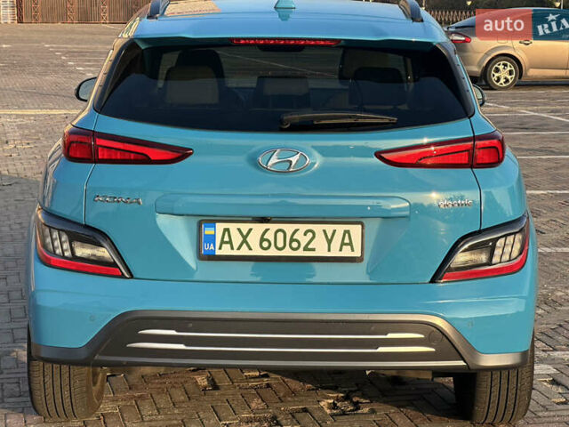 Синий Хендай Kona Electric, объемом двигателя 0 л и пробегом 28 тыс. км за 22990 $, фото 4 на Automoto.ua
