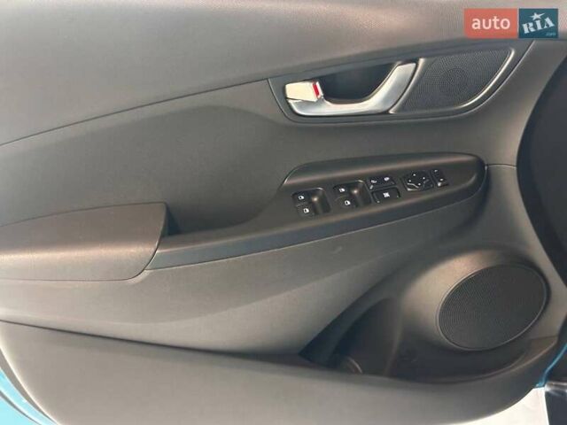 Синій Хендай Kona Electric, об'ємом двигуна 0 л та пробігом 43 тис. км за 16400 $, фото 16 на Automoto.ua