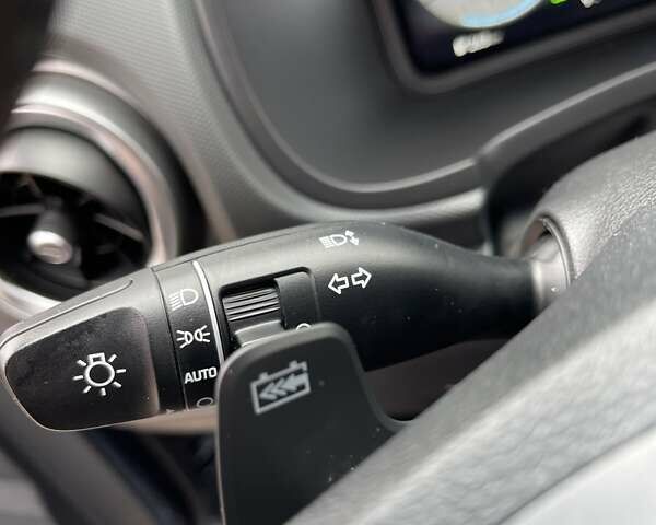 Синий Хендай Kona Electric, объемом двигателя 0 л и пробегом 40 тыс. км за 16800 $, фото 47 на Automoto.ua