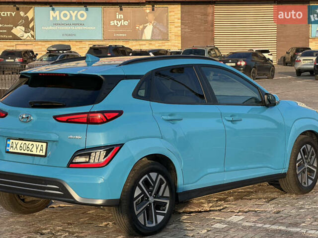 Синий Хендай Kona Electric, объемом двигателя 0 л и пробегом 28 тыс. км за 22990 $, фото 5 на Automoto.ua