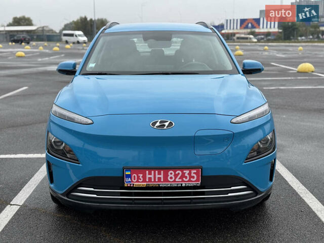 Синий Хендай Kona Electric, объемом двигателя 0 л и пробегом 53 тыс. км за 16700 $, фото 5 на Automoto.ua