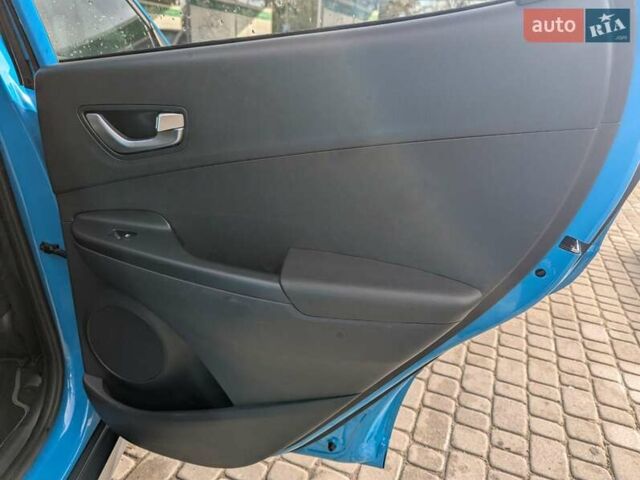 Синий Хендай Kona Electric, объемом двигателя 0 л и пробегом 49 тыс. км за 17333 $, фото 16 на Automoto.ua
