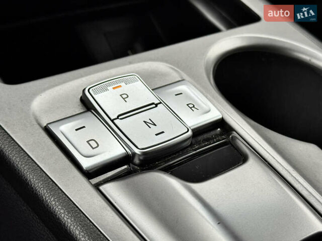 Синій Хендай Kona Electric, об'ємом двигуна 0 л та пробігом 172 тис. км за 17500 $, фото 43 на Automoto.ua