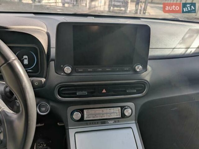 Синий Хендай Kona Electric, объемом двигателя 0 л и пробегом 49 тыс. км за 17333 $, фото 22 на Automoto.ua