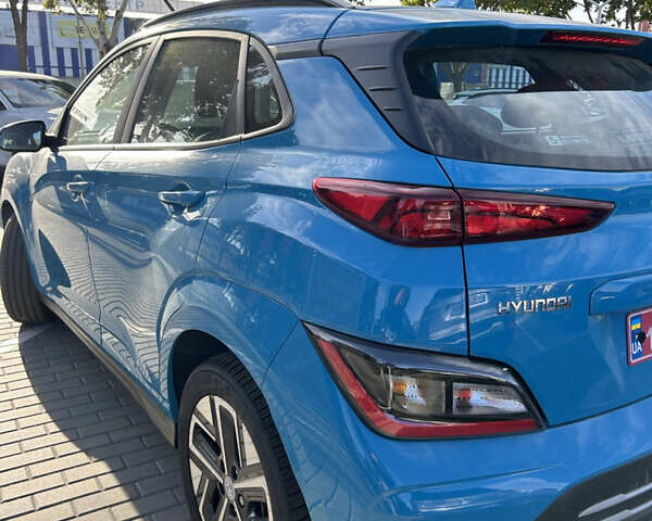 Синій Хендай Kona Electric, об'ємом двигуна 0 л та пробігом 70 тис. км за 16900 $, фото 4 на Automoto.ua