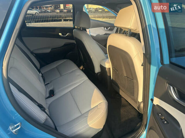 Синий Хендай Kona Electric, объемом двигателя 0 л и пробегом 28 тыс. км за 22990 $, фото 10 на Automoto.ua