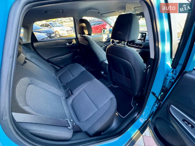 Синий Хендай Kona Electric, объемом двигателя 0 л и пробегом 89 тыс. км за 16999 $, фото 36 на Automoto.ua