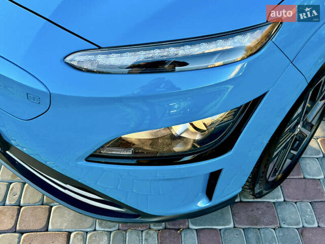 Синий Хендай Kona Electric, объемом двигателя 0 л и пробегом 89 тыс. км за 16999 $, фото 13 на Automoto.ua